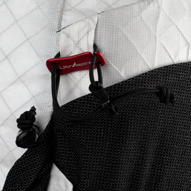 Detail image of the Altruist Hydration Pack