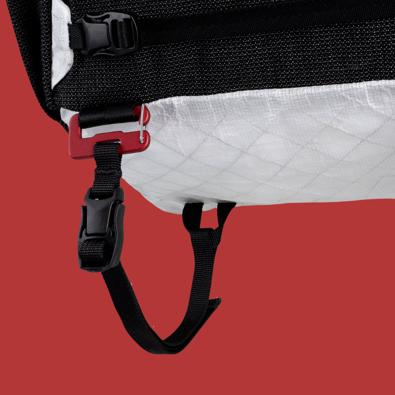 Detail image of the Altruist Hydration Pack
