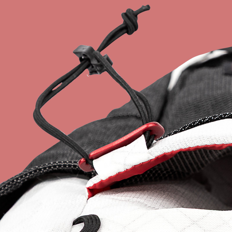 Detail image of the Purist Hydration Pack